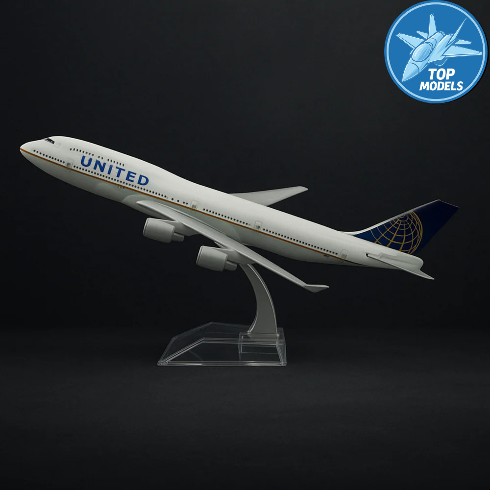 Boeing 747 United